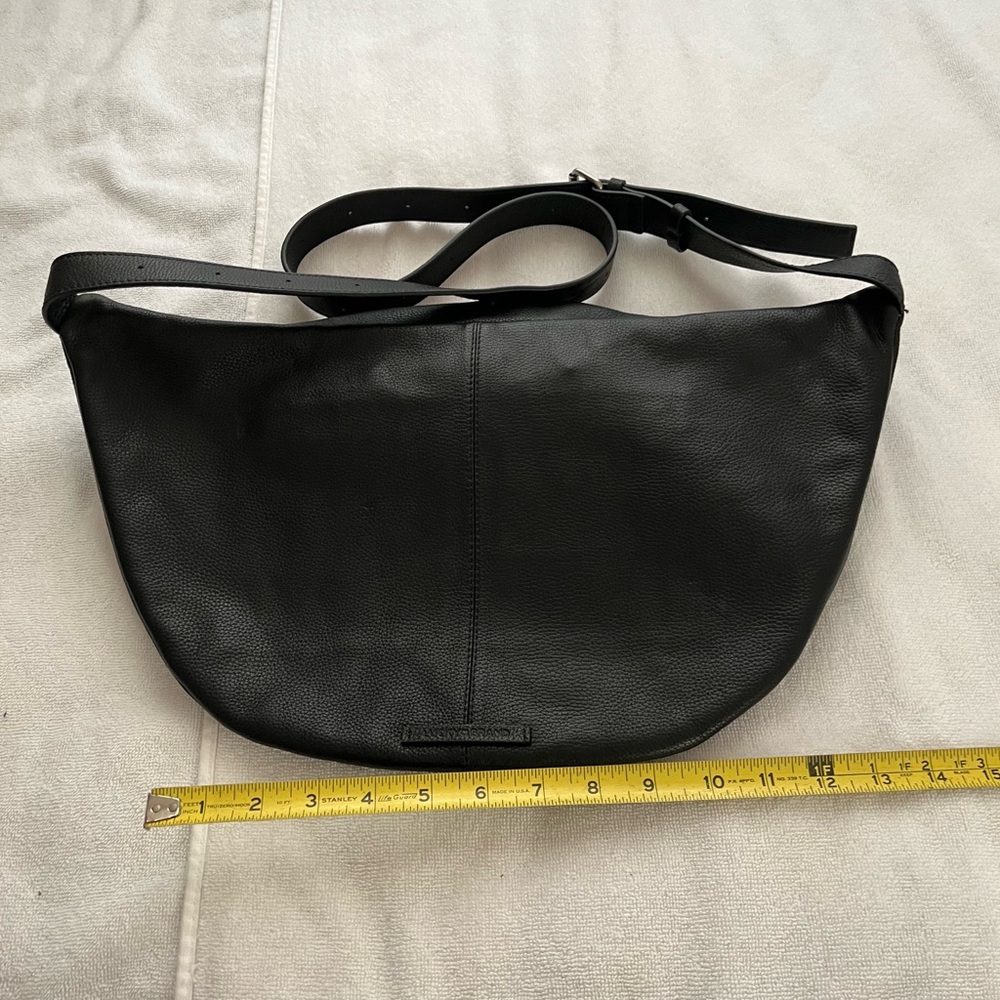 Lucky Brand Black Leather Sling/Crossbody Bag - Picture 7 of 9